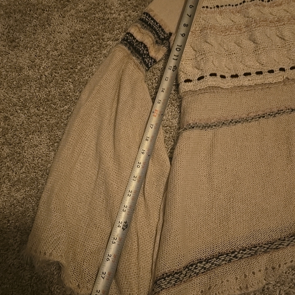 Free People Sweater - Picture 5 of 12